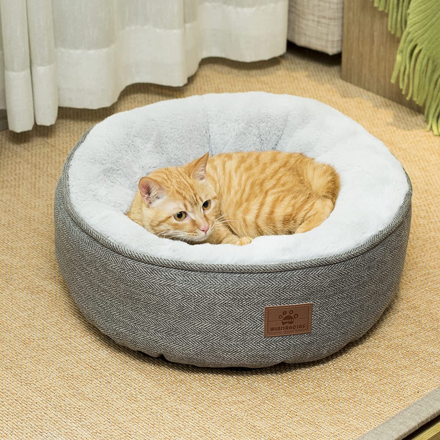 Cozy Cat & Dog Bed for Small Breeds - Washable Round Pet Sleeping Bed with Non-Slip Bottom